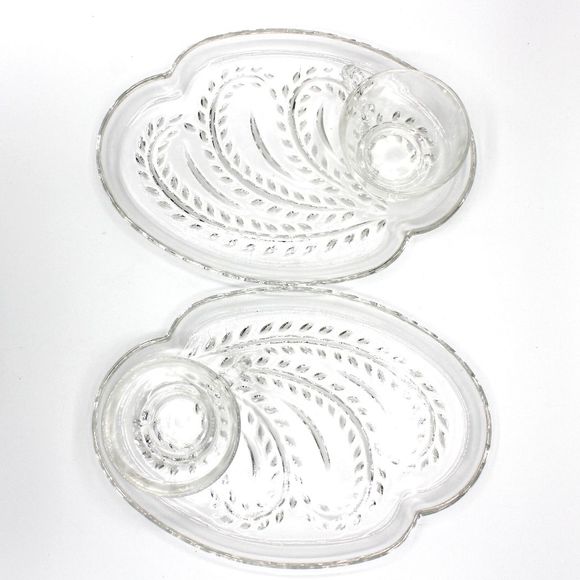 Vintage Federal Glass Etched Luncheon Plates Cups Homestead Vine Design Set of 2 - Picture 2 of 3